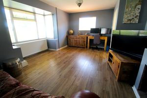 Living Room- click for photo gallery
